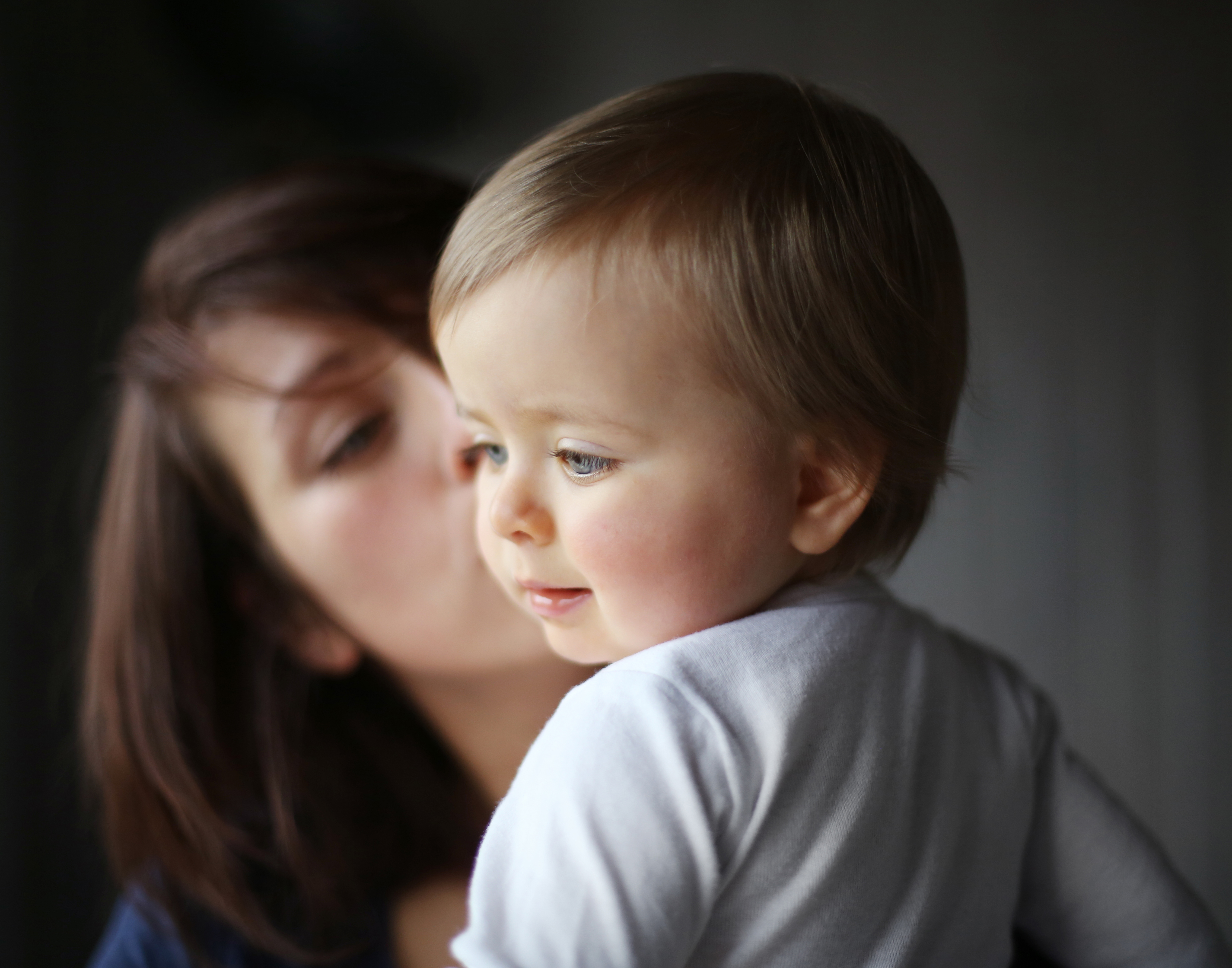 Entretendo e educando seu bebê de um ano durante a quarentena