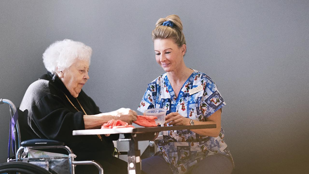 Andadores, muletas e bengalas: diferenças e quando utilizar