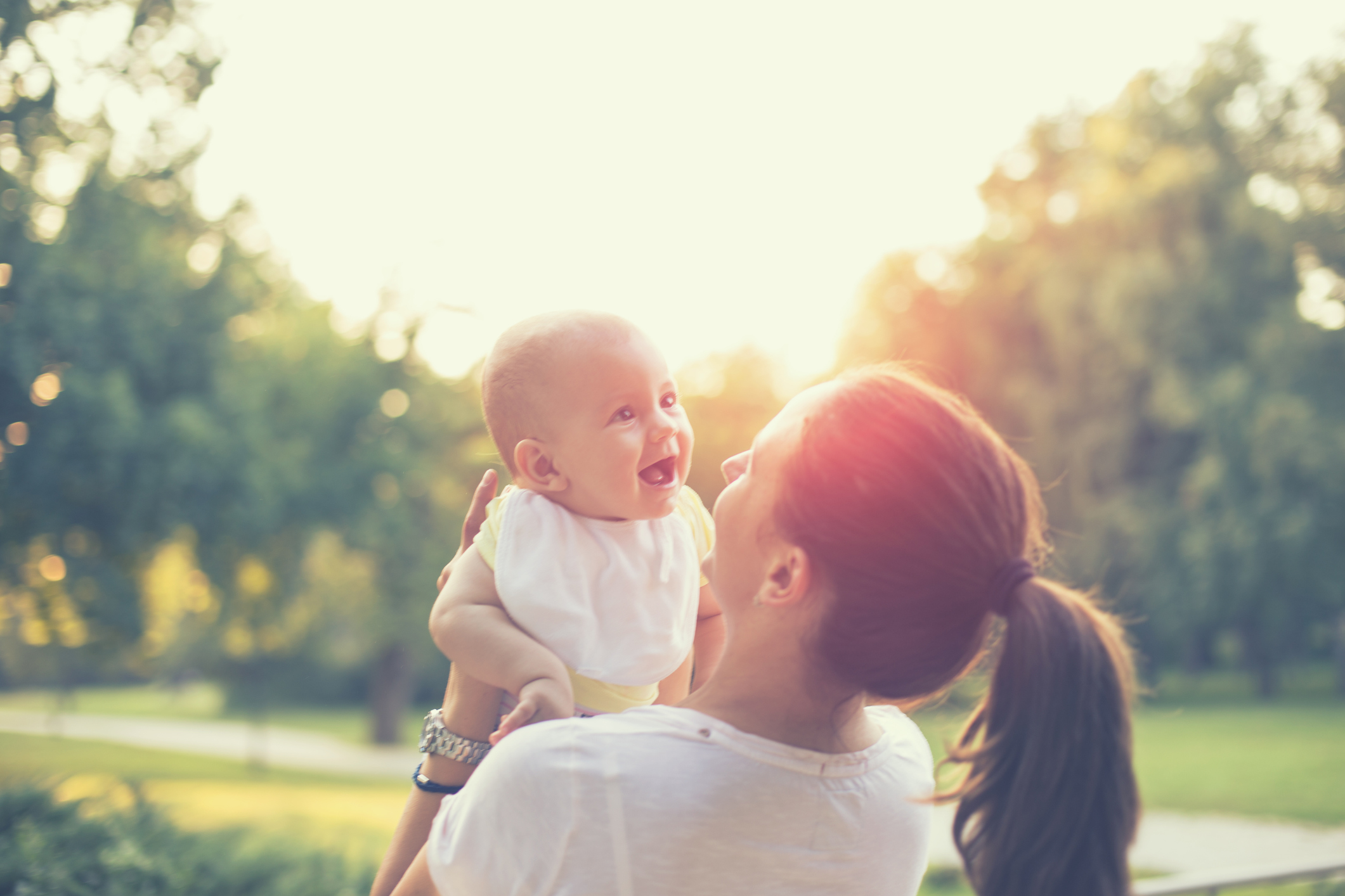 Quando posso começar a sair de casa com meu bebê?